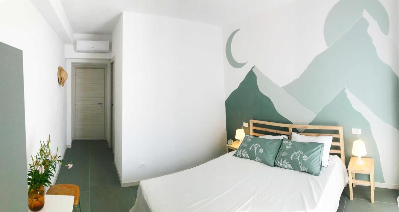 Il Mallo Verde - Lake Como B&B Манделло-дель-Ларио Экстерьер фото
