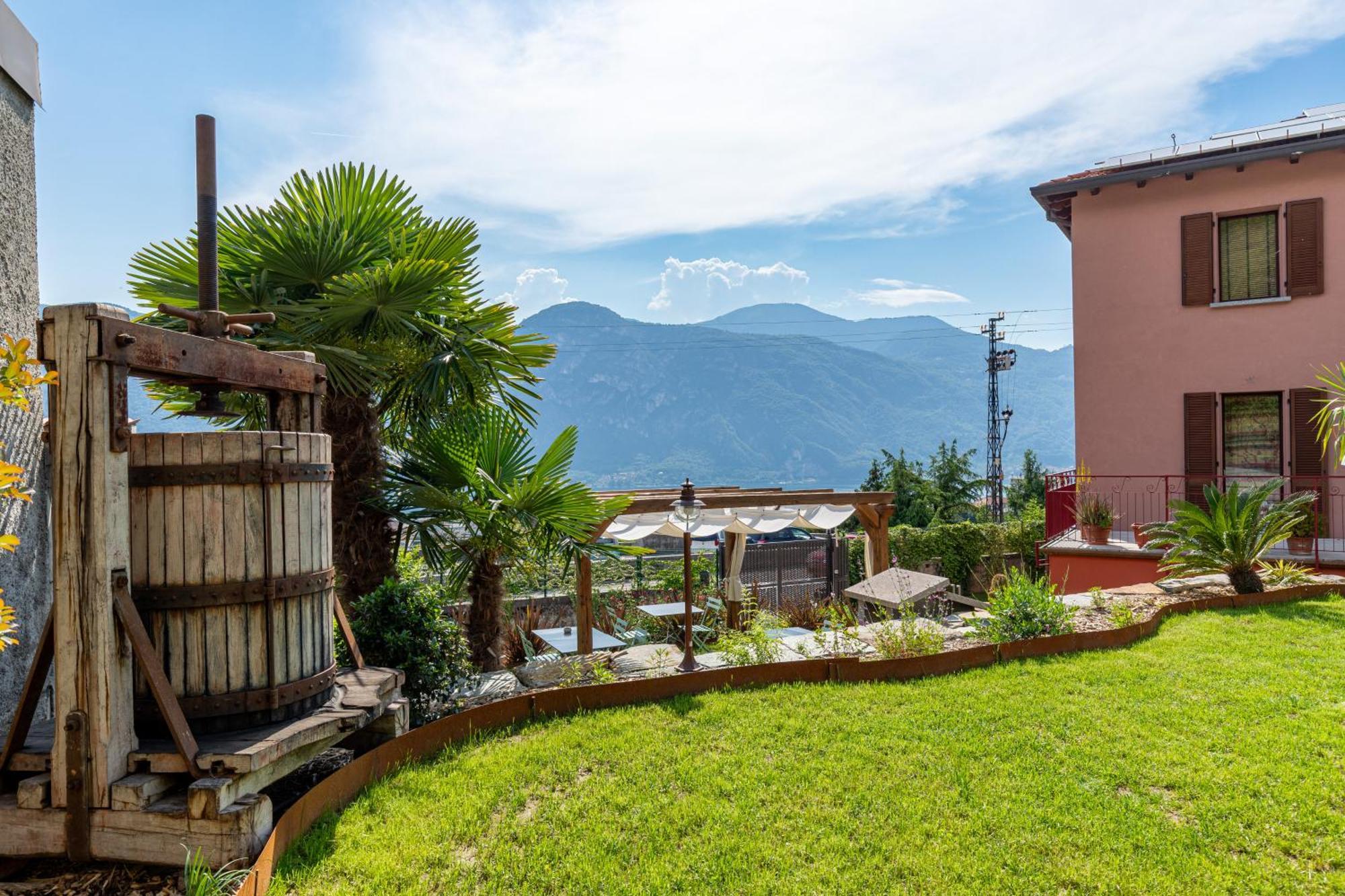 Il Mallo Verde - Lake Como B&B Манделло-дель-Ларио Экстерьер фото